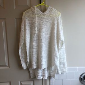 White Hooded Pullover